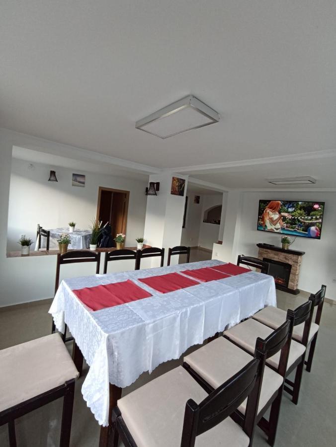 Hotel Poarta Zaganului Cheia à Cheia  Extérieur photo
