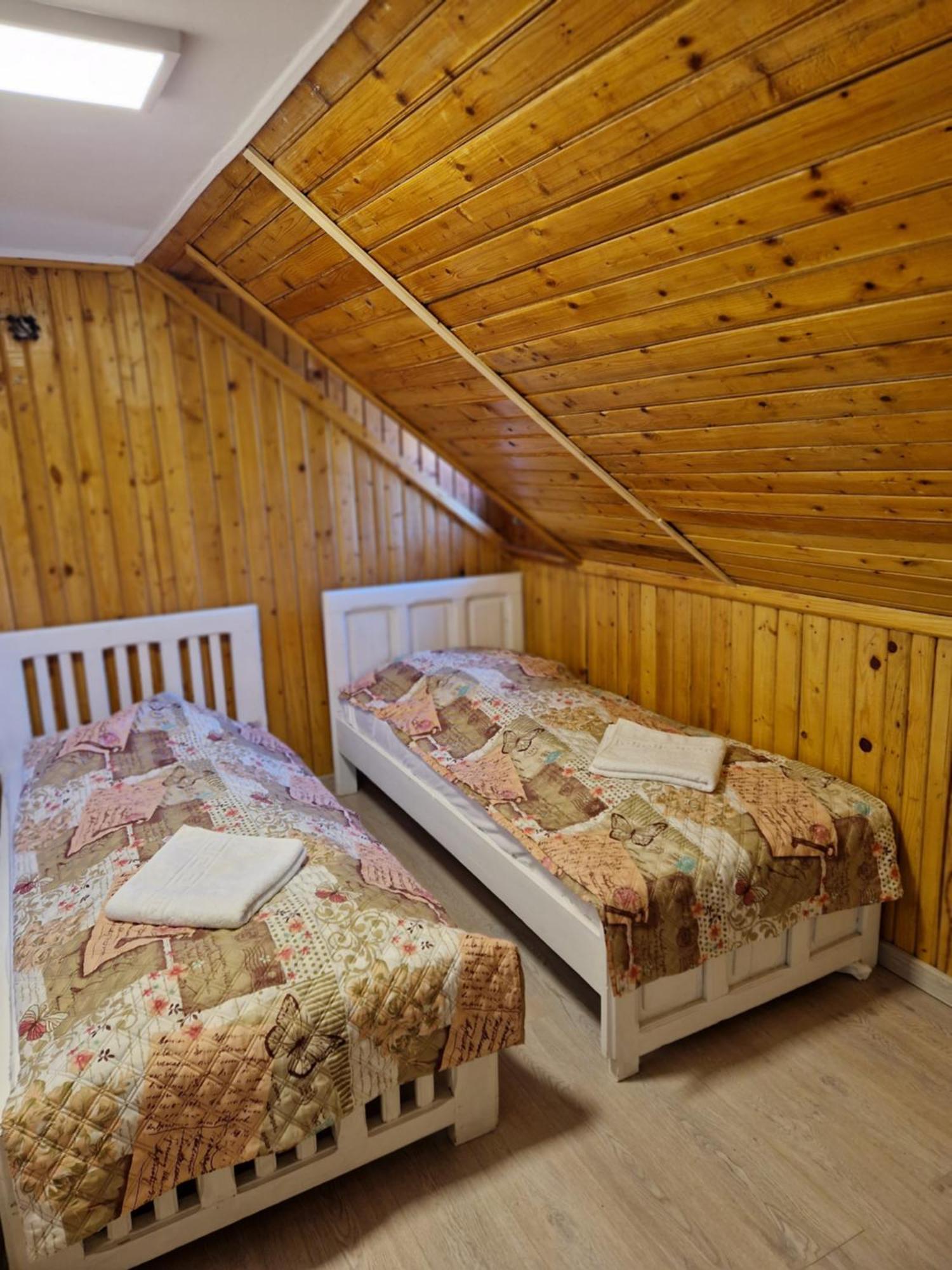 Hotel Poarta Zaganului Cheia à Cheia  Extérieur photo